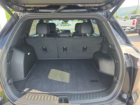 Used 2026 Chevrolet Equinox ACTIV w/ LPO, Floor Liner Package AWD/4WD image 5