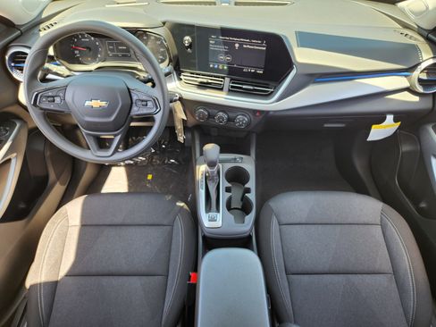 New 2026 Chevrolet Trax LS FWD image 20