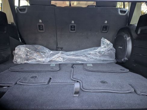 Used 2021 Jeep Wrangler Unlimited Rubicon image 22