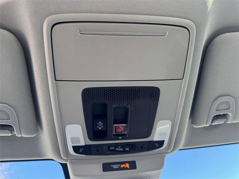 Certified 2023 Honda Accord EX image 31