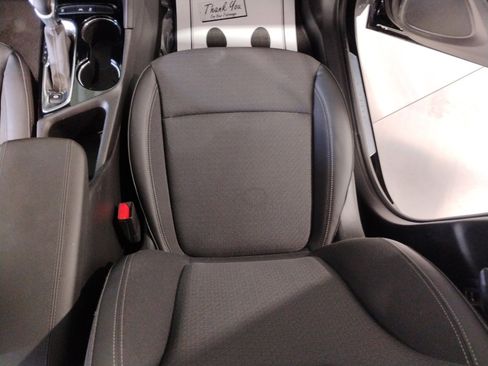 Used 2023 Buick Encore GX Preferred w/ Cold Weather Comfort Package image 27