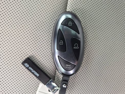 Used 2026 Hyundai Tucson Limited w/ Tow & Go Package AWD/4WD image 30