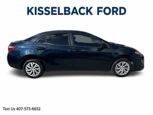 Used 2017 Toyota Corolla LE image 2