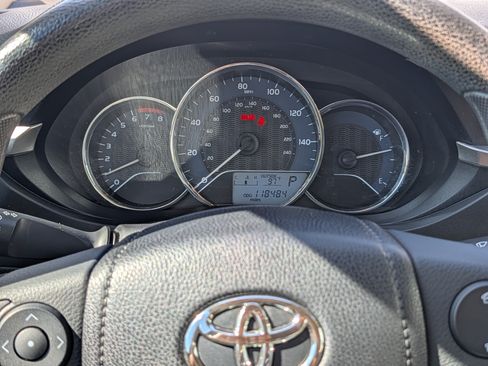 Used 2016 Toyota Corolla LE FWD image 27