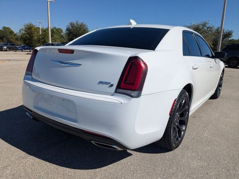 Used 2020 Chrysler 300 S image 5