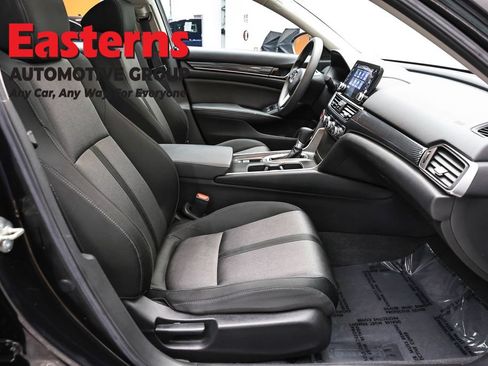 Used 2020 Honda Accord EX image 22