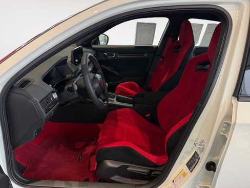 Certified 2026 Honda Civic Type R image 10