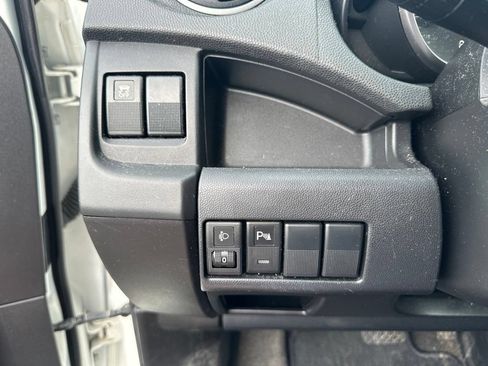 Used 2014 MAZDA MAZDA5 Grand Touring FWD image 20