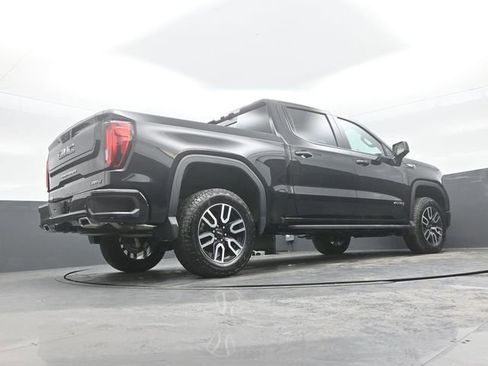 Used 2025 GMC Sierra 1500 AT4 w/ AT4 Premium Package image 20