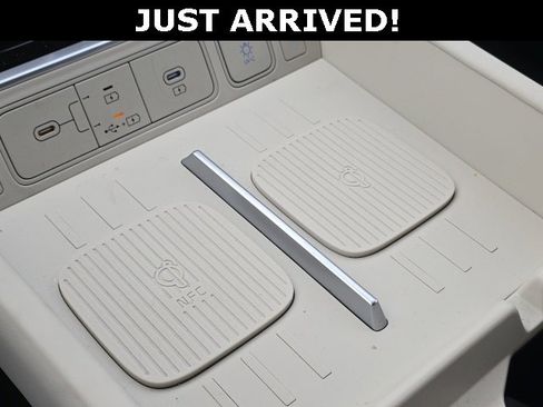 Used 2024 Hyundai Santa Fe Calligraphy image 22