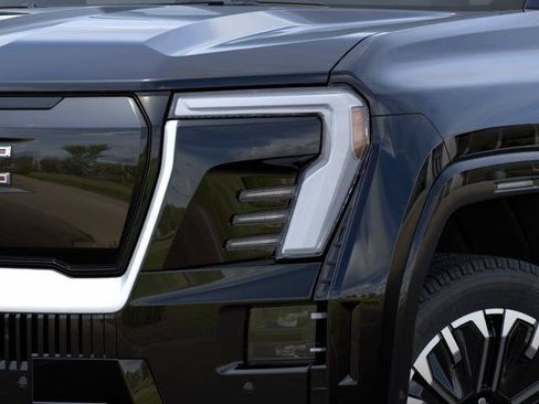 New 2026 GMC Sierra EV Denali AWD/4WD image 34