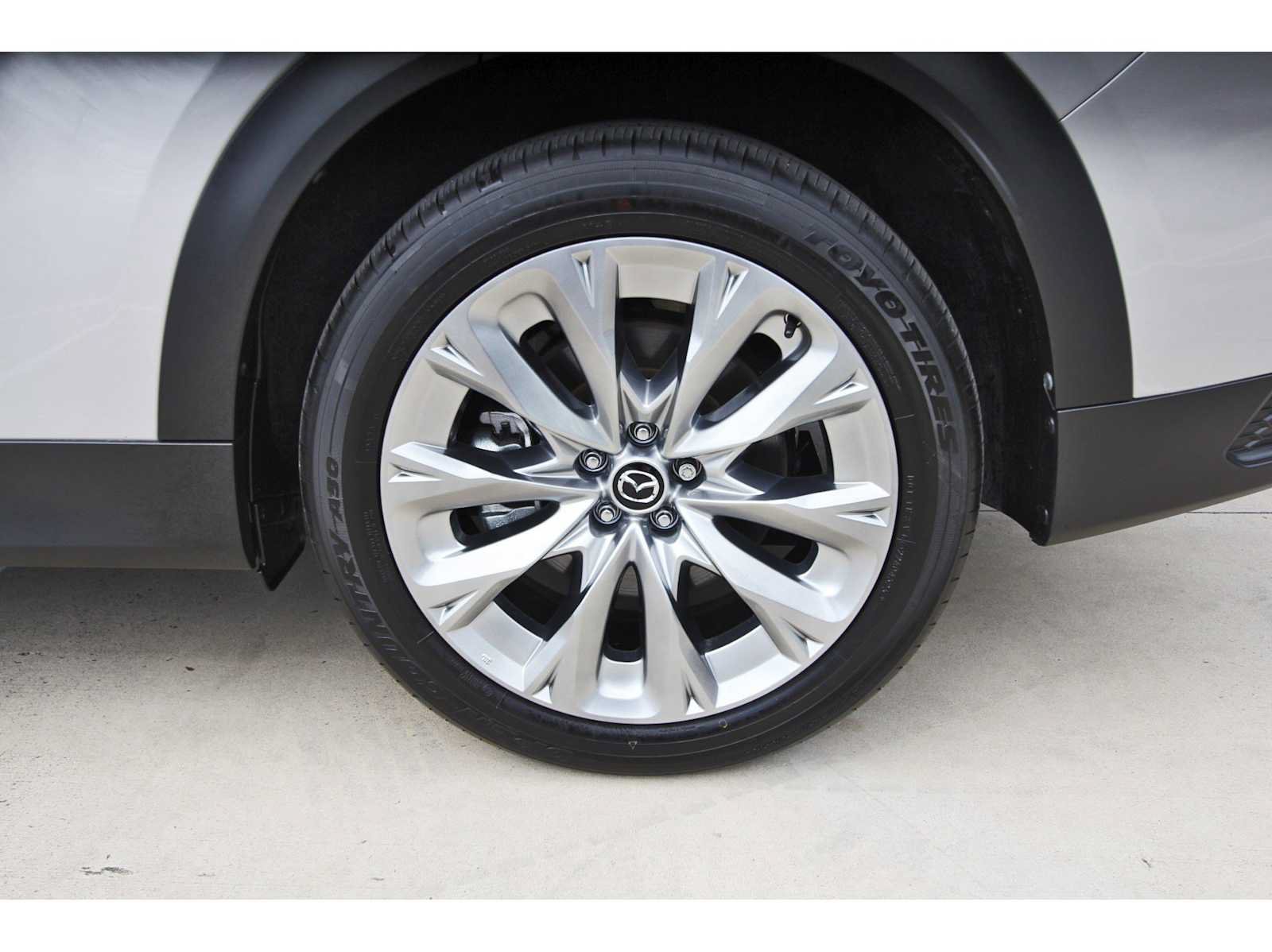 Certified 2026 MAZDA CX-90 3.3 Turbo w/ Preferred Package AWD/4WD image 32