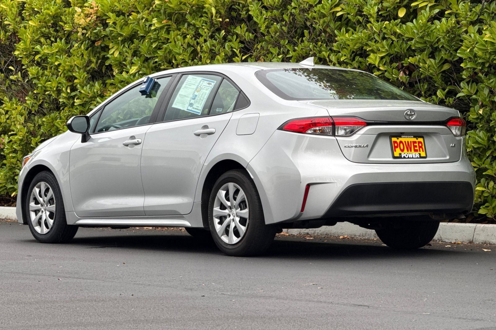 Used 2023 Toyota Corolla LE FWD image 6