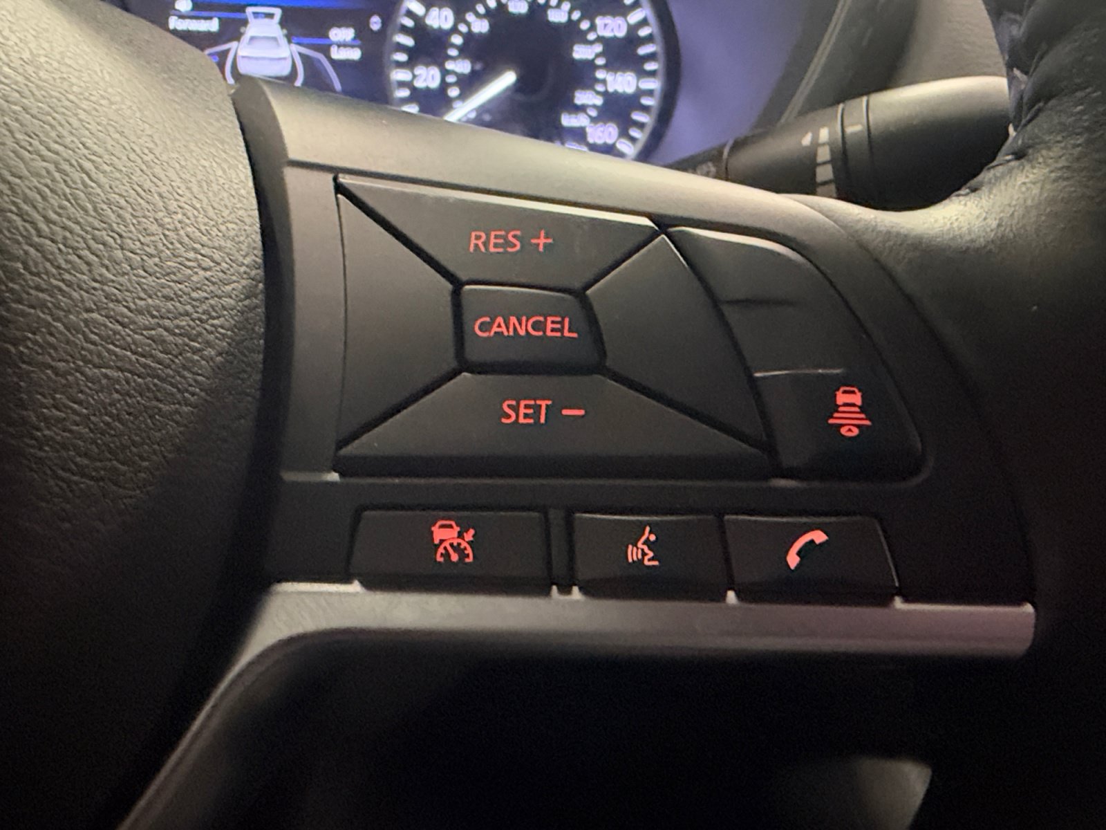 Used 2025 Nissan Sentra SV w/ All-Weather Package FWD image 32
