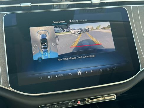 Used 2026 Mercedes-Benz E 350 4MATIC Sedan image 16