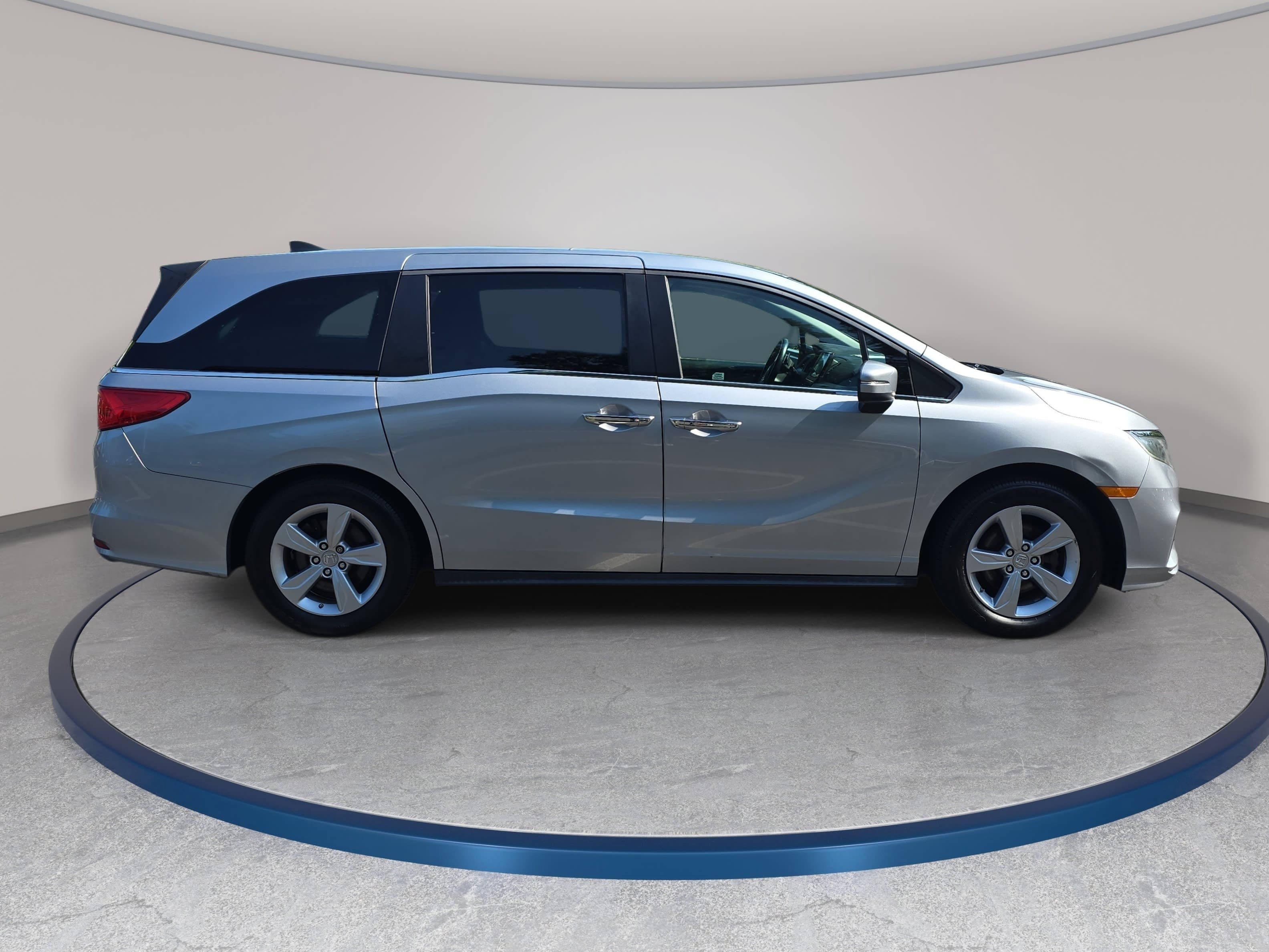 Used 2019 Honda Odyssey EX-L image 4