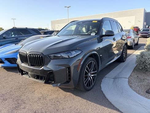 Used 2024 BMW X5 xDrive40i w/ M Sport Package AWD/4WD image 1