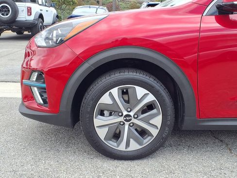 Certified 2022 Kia Niro EX FWD image 16
