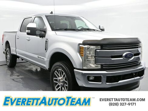 Used 2019 Ford F250 Lariat w/ Lariat Ultimate Package image 1
