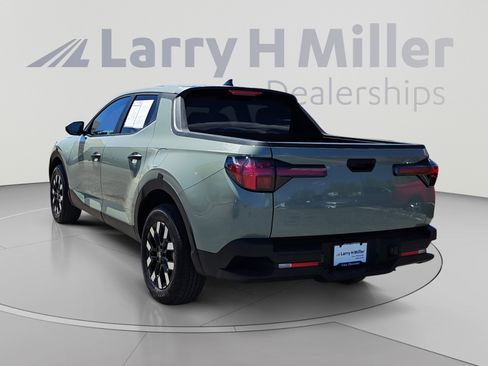 Used 2025 Hyundai Santa Cruz SE FWD image 3