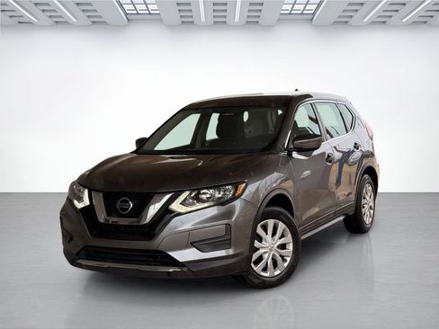 Used 2018 Nissan Rogue S FWD image 4