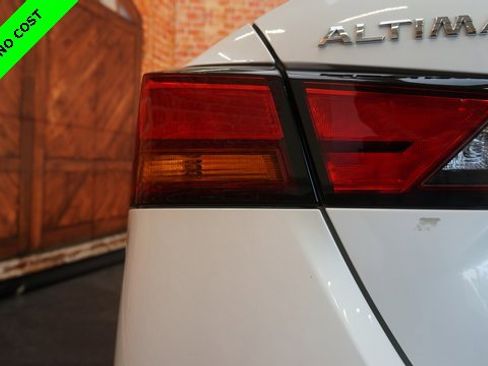 Certified 2022 Nissan Altima 2.5 SR image 77