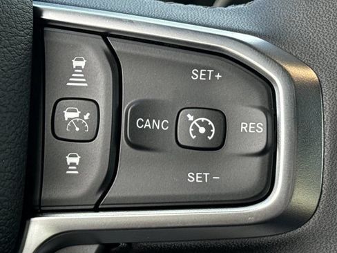 New 2026 RAM 1500 4x4 Crew Cab image 24