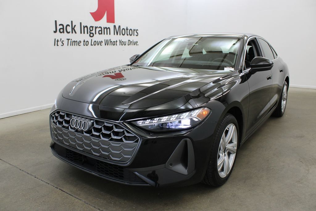 Used 2025 Audi A5 2.0T Premium Plus w/ Premium Plus AWD/4WD image 2