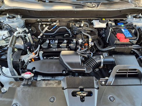 Used 2025 Honda CR-V LX image 29