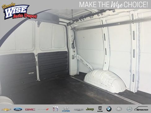 Used 2019 Chevrolet Express 2500 w/ Communications Package RWD image 20