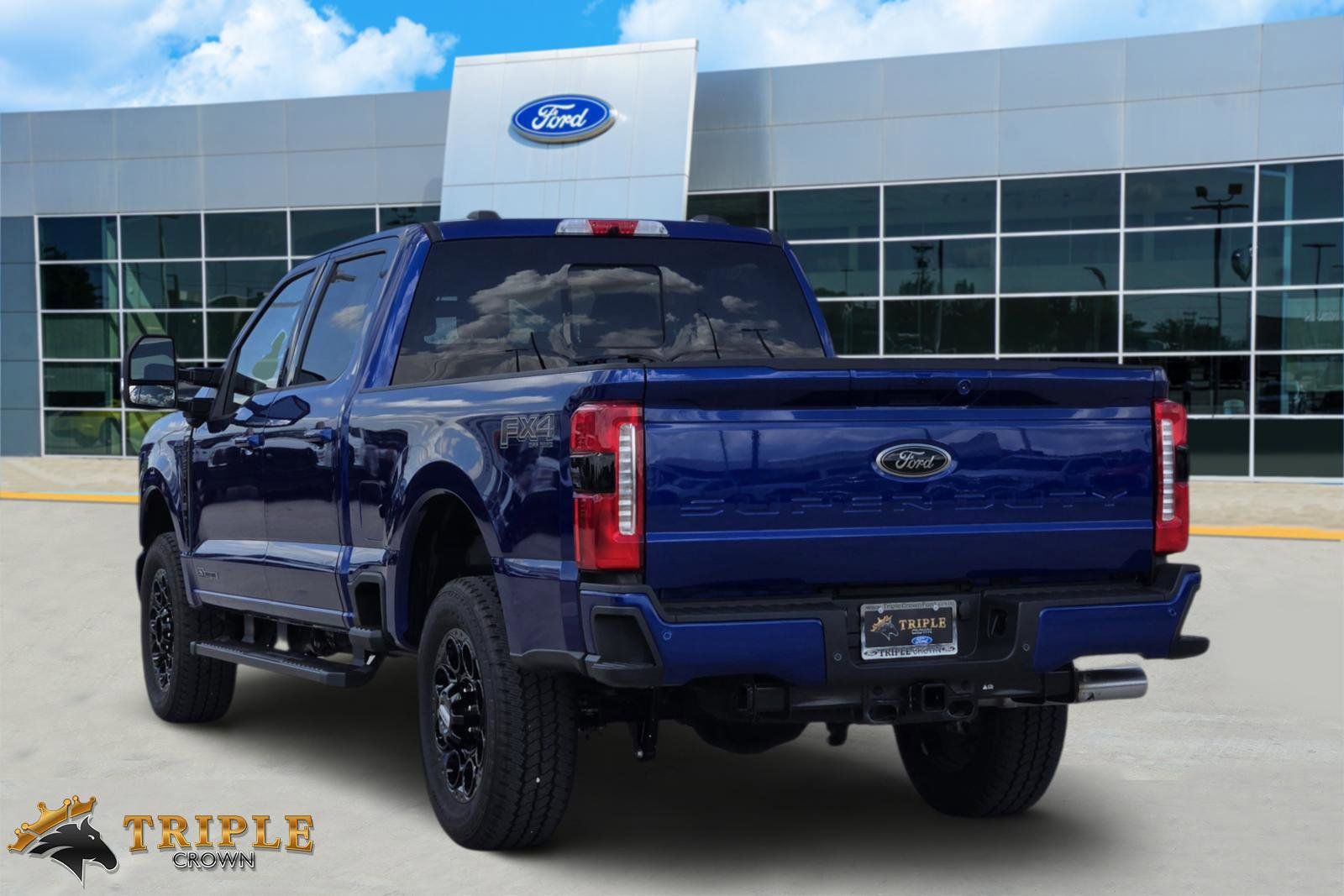 New 2026 Ford F250 XLT w/ XLT Premium Package AWD/4WD image 4
