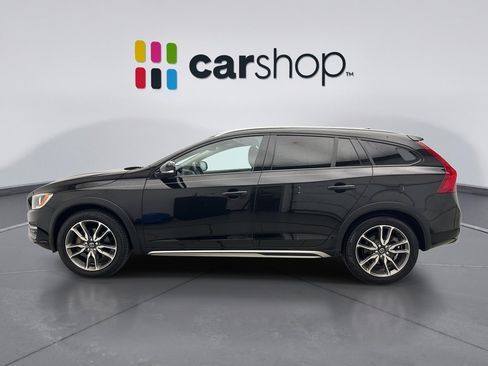 Used 2016 Volvo V60 T5 Cross Country w/ Climate Package AWD/4WD image 2