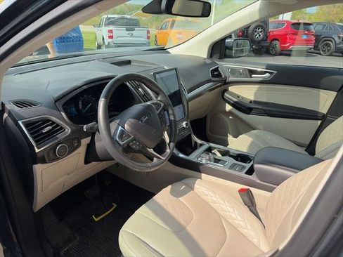 Used 2024 Ford Edge Titanium AWD/4WD image 6