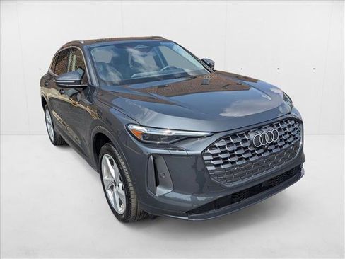 New 2025 Audi Q5 Premium Plus image 3