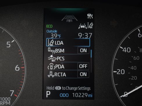 Used 2024 Toyota Corolla LE image 25