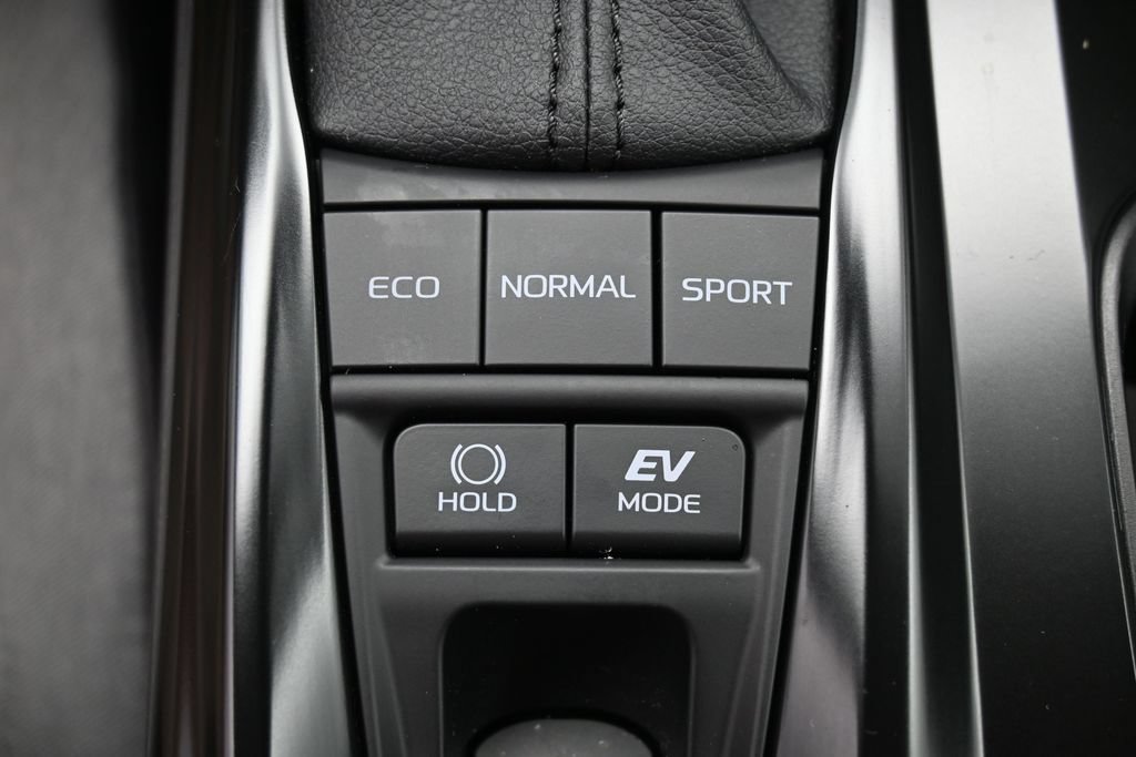 Used 2026 Toyota Camry LE FWD image 24