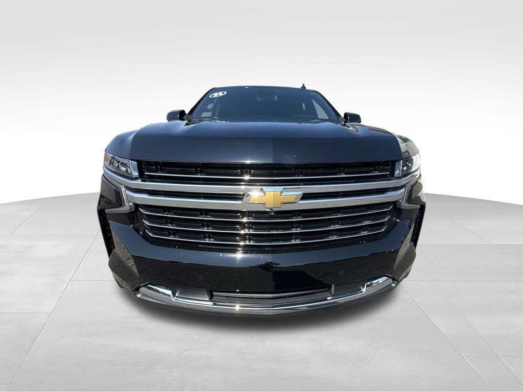 Used 2024 Chevrolet Tahoe LT w/ LT Signature Plus Package AWD/4WD image 3