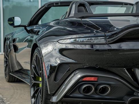 New 2026 Aston Martin V8 Vantage Roadster image 13