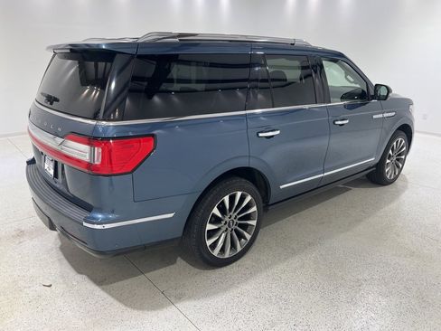 Used 2019 Lincoln Navigator Select w/ Technology Package image 5