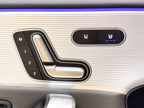 Used 2020 Mercedes-Benz CLA 250 image 26