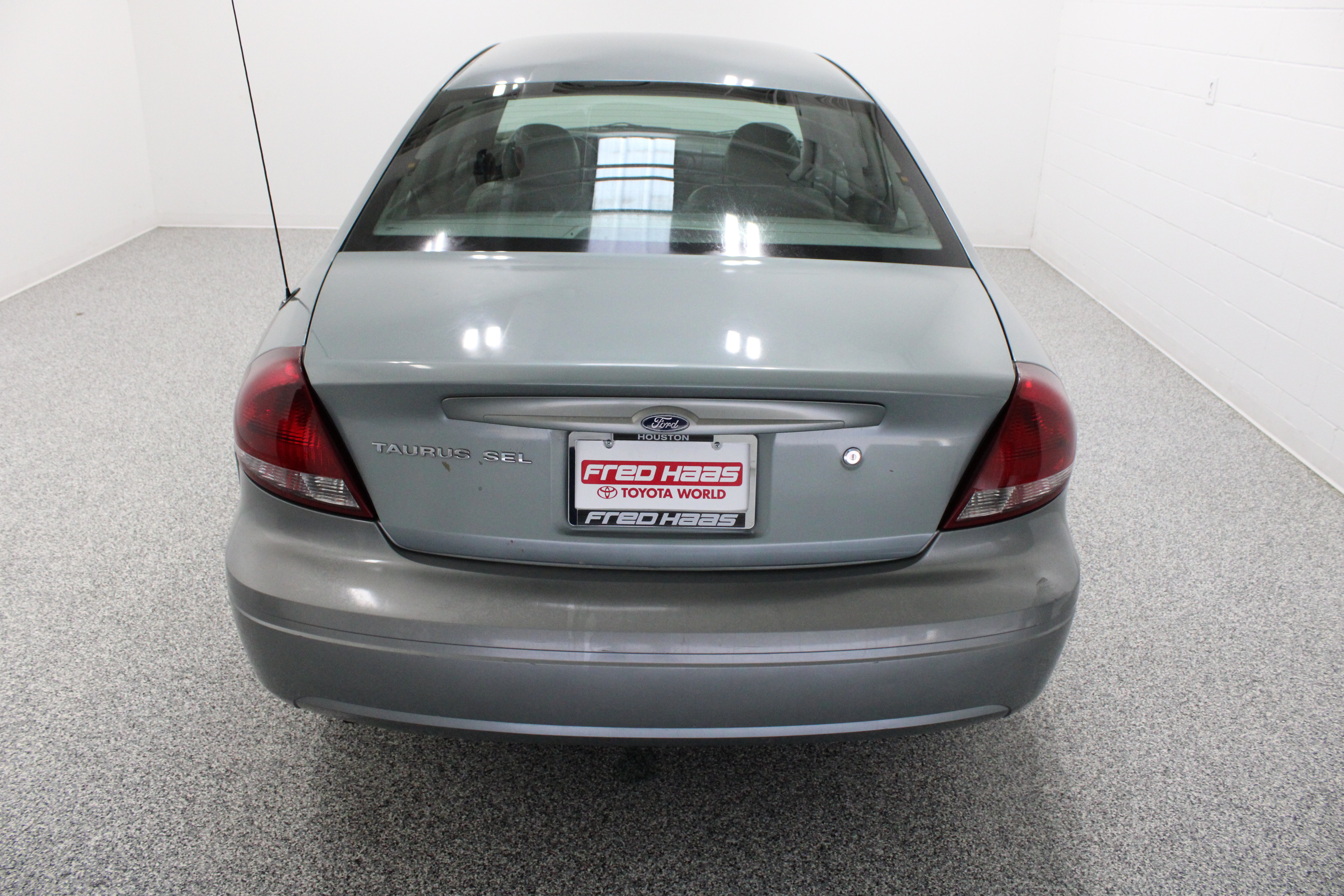 Used 2006 Ford Taurus SEL FWD image 8