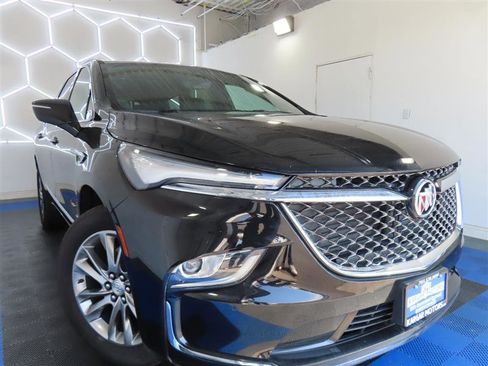 Used 2022 Buick Enclave Avenir w/ Trailering Package, 5000 lbs. AWD/4WD image 2