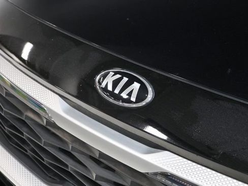 Used 2021 Kia Seltos SX w/ SX Sunroof Package AWD/4WD image 12