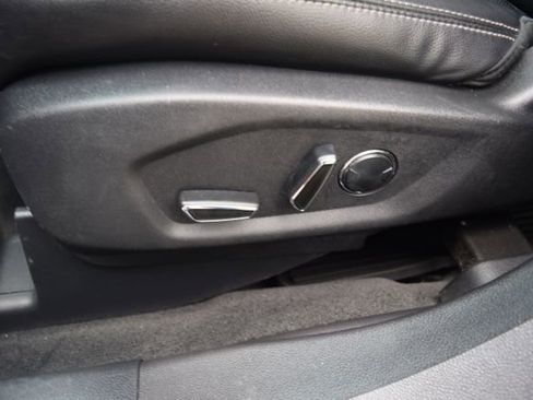 Used 2016 Ford Explorer Limited FWD image 21