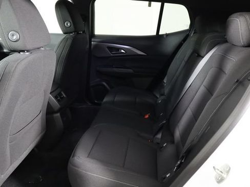 Used 2025 Chevrolet Equinox EV LT FWD image 16