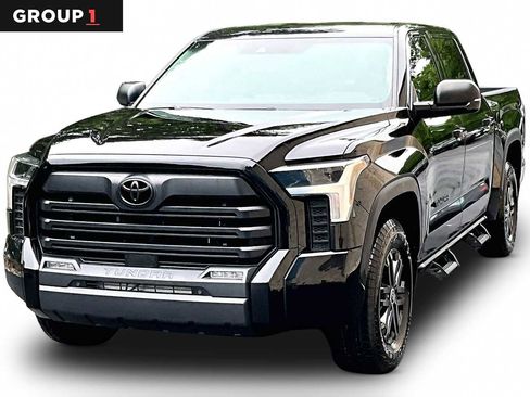 Used 2023 Toyota Tundra SR5 w/ SR5 Premium Package RWD image 1