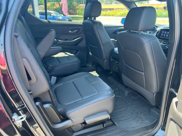 Used 2023 Chevrolet Traverse RS w/ LPO, Floor Liner Package AWD/4WD image 18