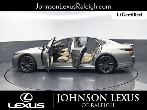 Used 2020 Lexus LS 500 w/ Interior Upgrade Package RWD image 35