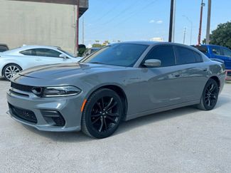 Used 2018 Dodge Charger SXT image 1