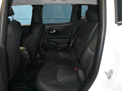 Used 2023 Jeep Renegade Trailhawk image 19